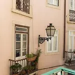 城市历史中心壮丽露台公寓 * Lisboa