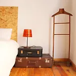 Magnificent Historical Centre With Terrace Lizbona
