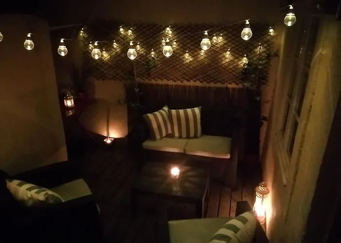 شقة Magnificent Historical Centre With Terrace *