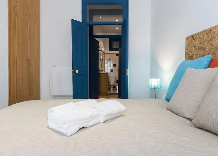 شقة Magnificent Historical Centre With Terrace *