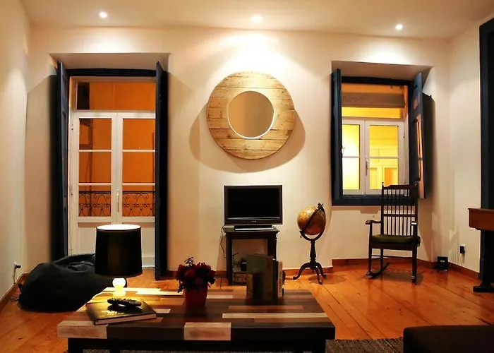 Magnificent Historical Centre With Terrace شقة Lisboa