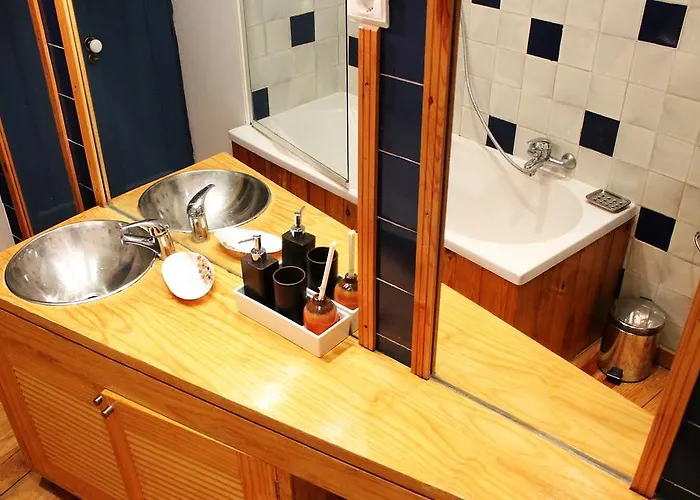 Magnificent Historical Centre With Terrace شقة