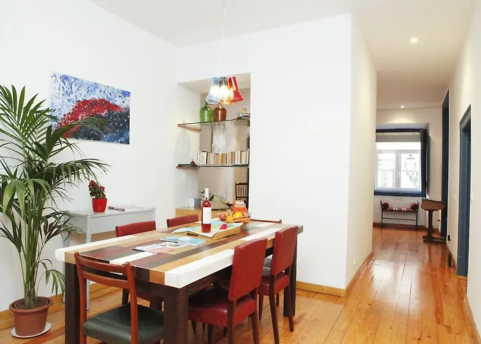 Magnificent Historical Centre With Terrace شقة