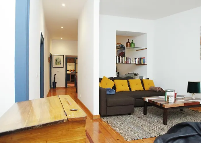 Magnificent Historical Centre With Terrace شقة Lisboa